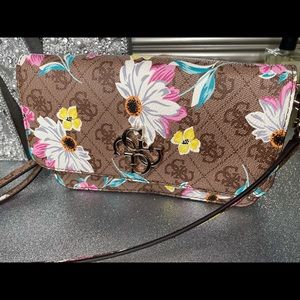 GUESS Noelle Floral Logo Crossbody Flap Organizer